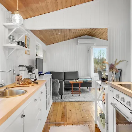 Lovely In With Kitchen Dom wakacyjny