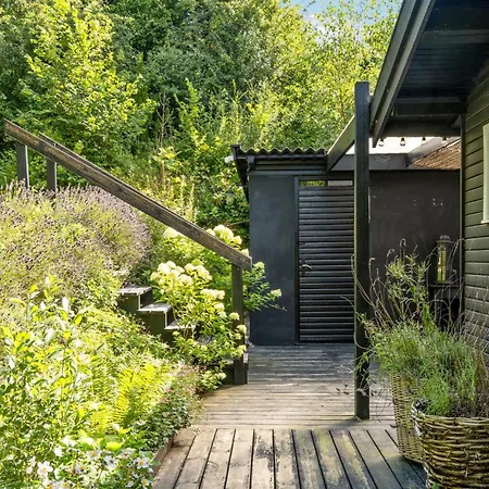 Gorgeous In With Wifi 別荘